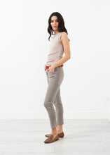 Load image into Gallery viewer, Belted Jeans